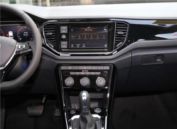 T-ROC探歌 2020款 280TSI DSG两驱舒适型 中控类   中控台
