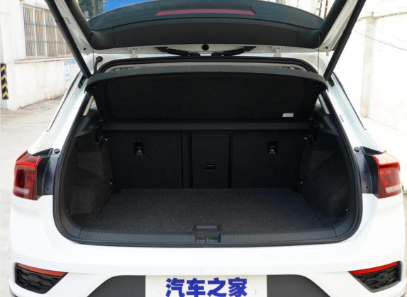 T-ROC探歌 2021款 280TSI DSG两驱舒适智联版 车厢座椅   后备厢