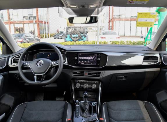 探岳 2019款 330TSI 两驱尊贵型 国V 中控类   中控全图