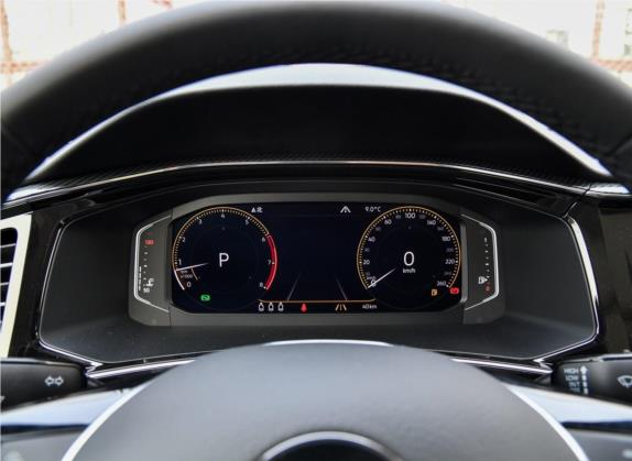 探岳 2019款 330TSI 两驱尊贵型 国V 中控类   仪表盘