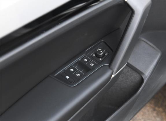 探岳 2019款 征途版 280TSI 两驱豪华型 国VI 车厢座椅   门窗控制