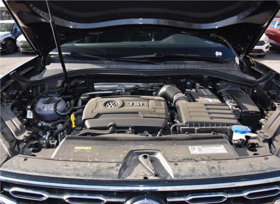 探岳 2019款 380TSI 四驱尊贵型 国VI 其他细节类   发动机舱
