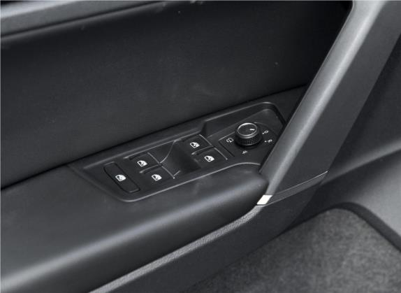 探岳 2019款 330TSI 两驱豪华型Plus 国VI 车厢座椅   门窗控制