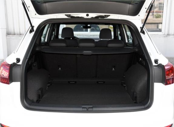 探岳 2020款 380TSI 四驱R-Line智联版 车厢座椅   后备厢