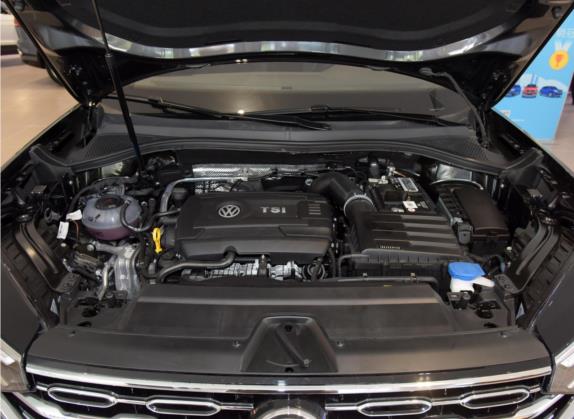 探岳 2021款 380TSI 四驱豪华智联版Pro 其他细节类   发动机舱