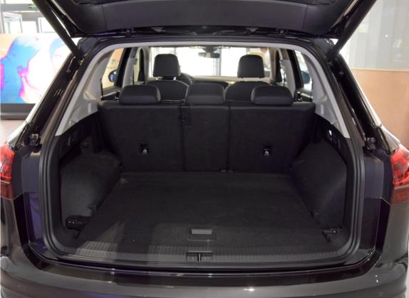 探岳 2021款 380TSI 四驱豪华智联版Pro 车厢座椅   后备厢