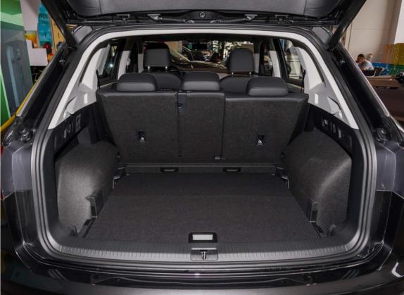 探岳 2021款 280TSI 两驱豪华智联版 车厢座椅   后备厢