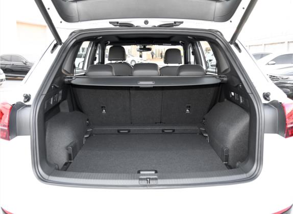 探岳 2022款 380TSI 四驱R-Line智联版 车厢座椅   后备厢