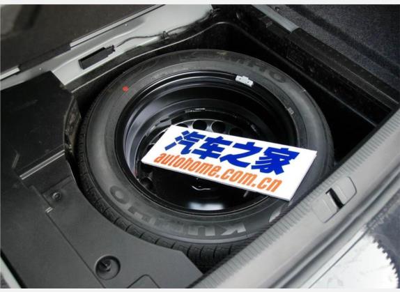 迈腾 2009款 2.0TSI DSG豪华型 其他细节类   备胎