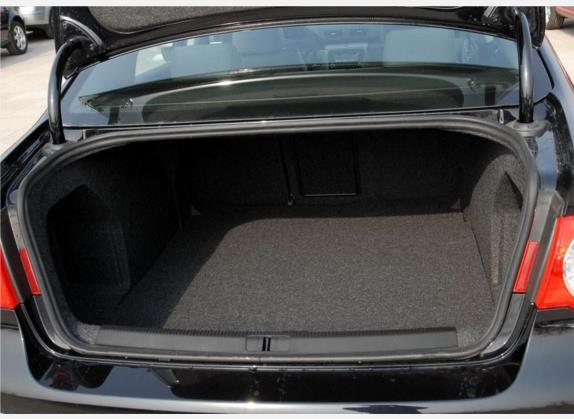 迈腾 2009款 1.8TSI DSG舒适型 车厢座椅   后备厢