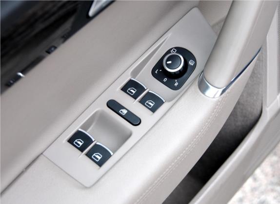 迈腾 2012款 2.0TSI 尊贵型 车厢座椅   门窗控制