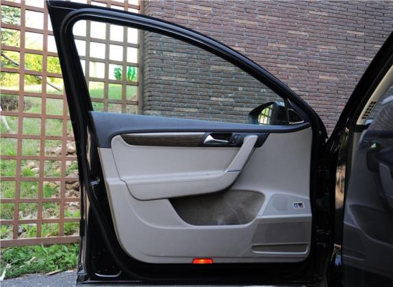 迈腾 2012款 2.0TSI 至尊型 车厢座椅   前门板