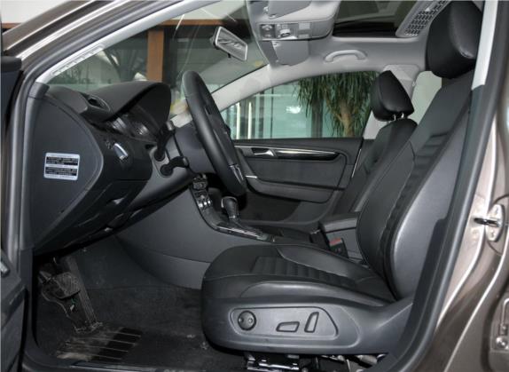 迈腾 2012款 改款 1.8TSI 豪华型 车厢座椅   前排空间