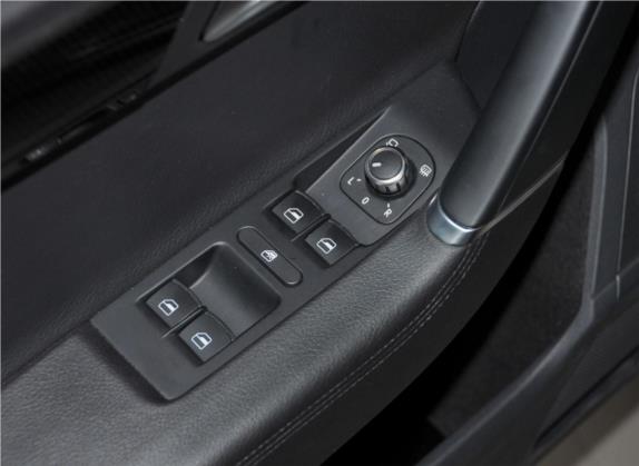 迈腾 2012款 改款 1.8TSI 豪华型 车厢座椅   门窗控制