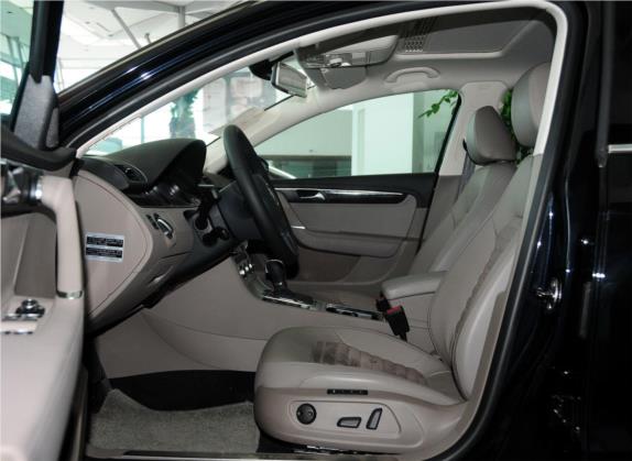 迈腾 2012款 改款 1.8TSI 尊贵型 车厢座椅   前排空间