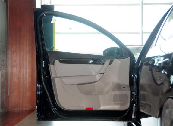 迈腾 2012款 改款 1.8TSI 尊贵型 车厢座椅   前门板
