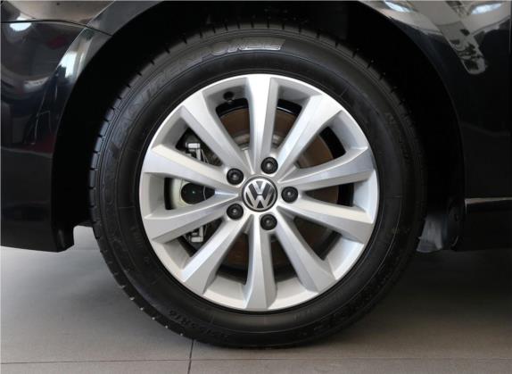 迈腾 2013款 1.8TSI 领先型 其他细节类   前轮