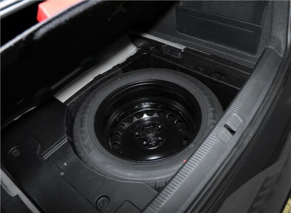 迈腾 2013款 1.8TSI 领先型 其他细节类   备胎