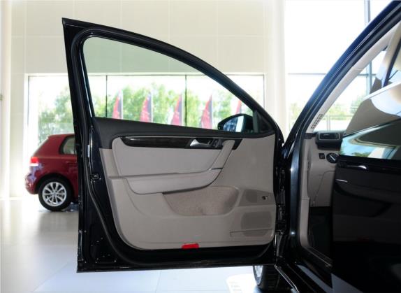 迈腾 2013款 2.0TSI 尊贵型 车厢座椅   前门板