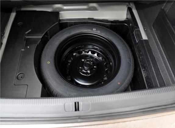 迈腾 2015款 2.0TSI 豪华型 其他细节类   备胎