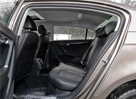 迈腾 2015款 2.0TSI 豪华型 车厢座椅   后排空间