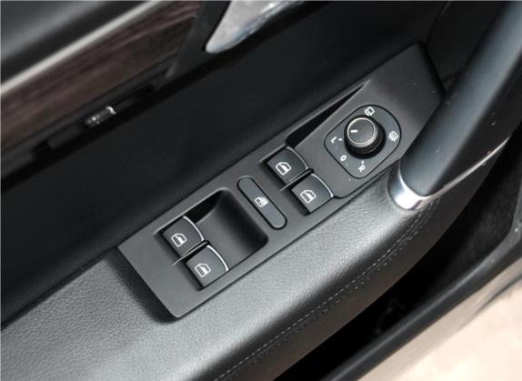 迈腾 2015款 2.0TSI 尊贵型 车厢座椅   门窗控制