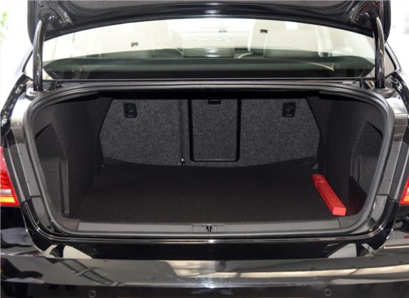 迈腾 2015款 改款 1.8TSI 豪华型 车厢座椅   后备厢