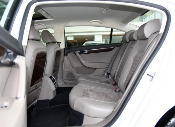迈腾 2015款 改款 2.0TSI 尊贵型 车厢座椅   后排空间