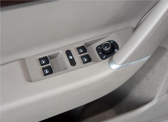 迈腾 2015款 改款 2.0TSI 尊贵型 车厢座椅   门窗控制