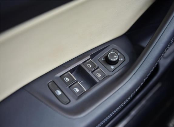 迈腾 2017款 380TSI DSG 旗舰型 车厢座椅   门窗控制