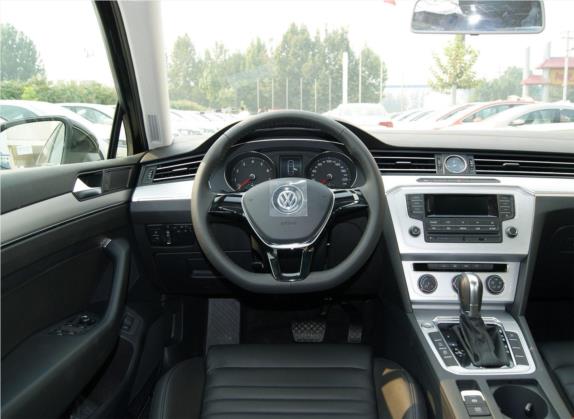 迈腾 2017款 280TSI DSG 舒适型 中控类   驾驶位