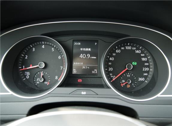 迈腾 2017款 280TSI DSG 舒适型 中控类   仪表盘