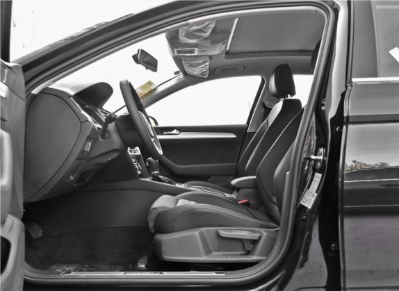 迈腾 2018款 280TSI DSG 舒适型 车厢座椅   前排空间