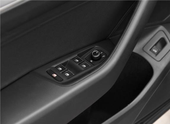 迈腾 2018款 280TSI DSG 舒适型 车厢座椅   门窗控制