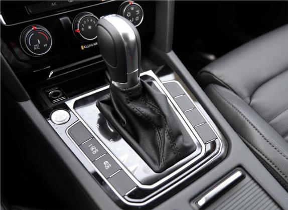 迈腾 2018款 280TSI DSG 领先型 中控类   挡把