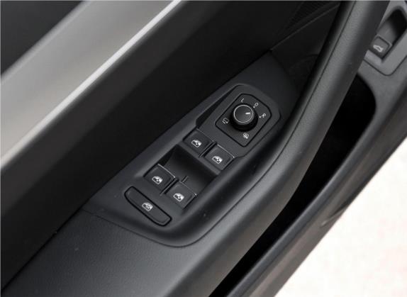 迈腾 2018款 280TSI DSG 领先型 车厢座椅   门窗控制