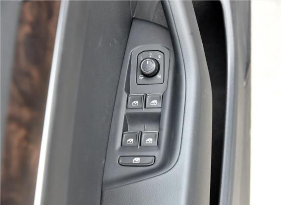 迈腾 2018款 改款 330TSI DSG 豪华型 车厢座椅   门窗控制