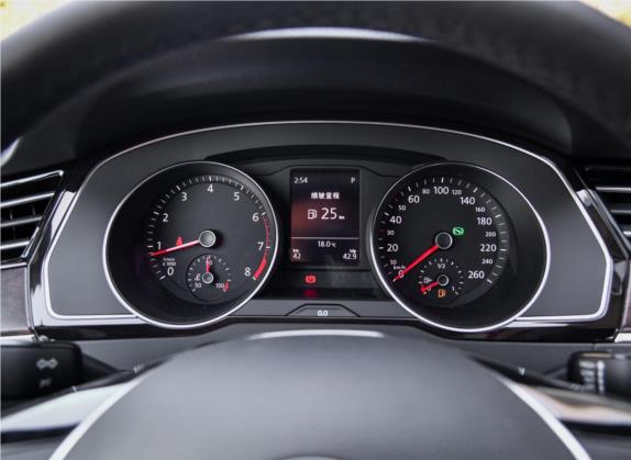 迈腾 2018款 改款 380TSI DSG 豪华型 中控类   仪表盘