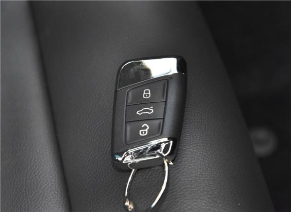 迈腾 2019款 330TSI DSG 领先型 国V 其他细节类   钥匙