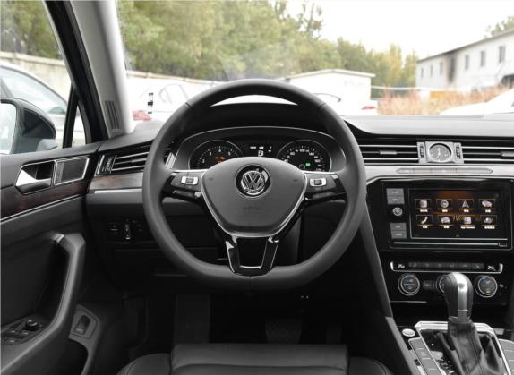 迈腾 2019款 330TSI DSG 豪华型 国V 中控类   驾驶位