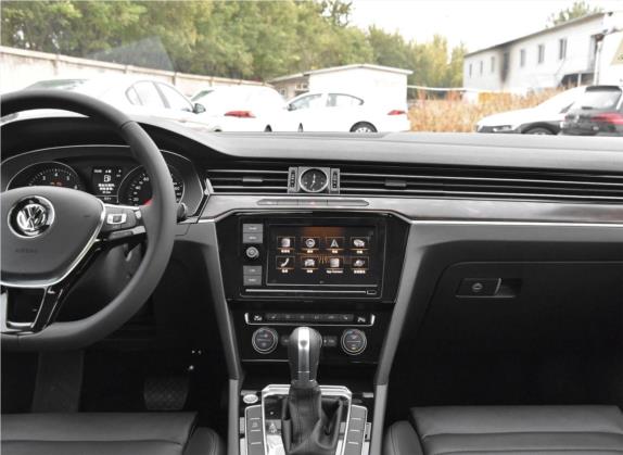 迈腾 2019款 330TSI DSG 豪华型 国V 中控类   中控台