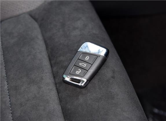迈腾 2019款 330TSI DSG 尊贵型 国V 其他细节类   钥匙