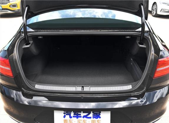 迈腾 2019款 330TSI DSG 领先型 国VI 车厢座椅   后备厢