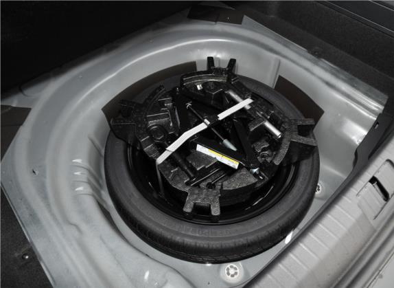 迈腾 2020款 330TSI DSG 尊贵型 其他细节类   备胎