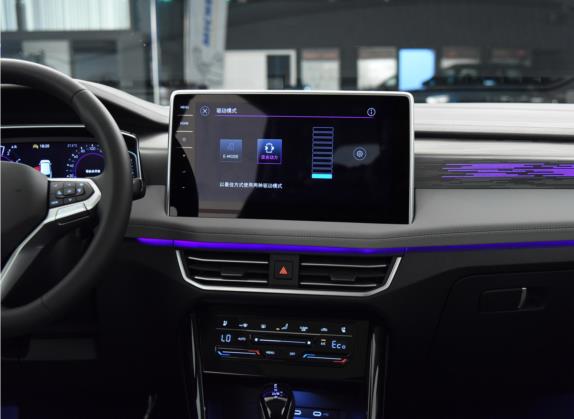 探岳GTE插电混动 2023款 280TSI 豪华Plus进阶版 中控类   中控台