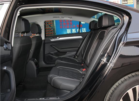 迈腾GTE插电混动 2022款 GTE 尊贵型 车厢座椅   后排空间