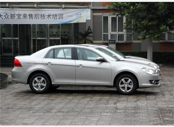 宝来 2008款 1.6L 自动豪华型 外观   正侧