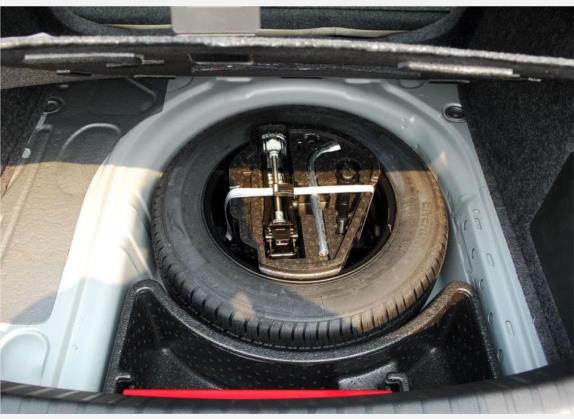 宝来 2008款 2.0L 自动豪华型 其他细节类   备胎