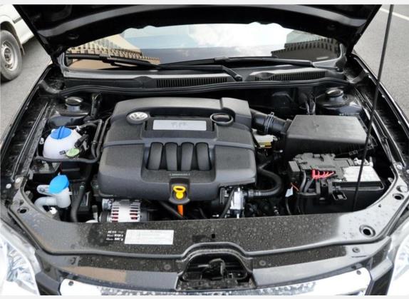 宝来 2011款 1.6L 自动时尚型 其他细节类   发动机舱