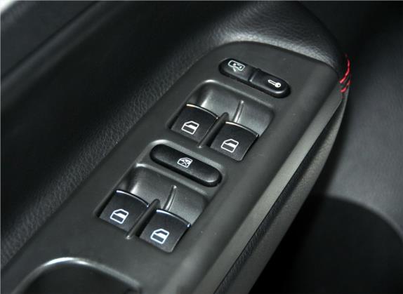 宝来 2011款 1.4T MT Sportline 车厢座椅   门窗控制